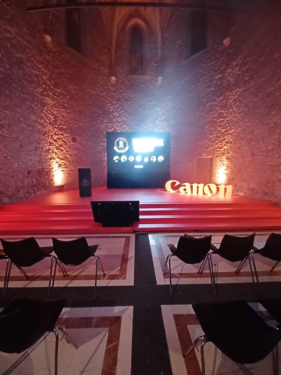 CanonEspana's tweet photo. ¡Todo preparado para el #RSummit! 📸🗣 En 1 hora empezarán las #masteclasses y estará abierta la zona #Touch&Try en la que podréis probar la amplia gama de cámaras y objetivos del Sistema EOS R. 💫
¿Listos para inspiraros?
Inscripciones 👉 https://t.co/4DZqfm9oZw https://t.co/SY21QXACTG