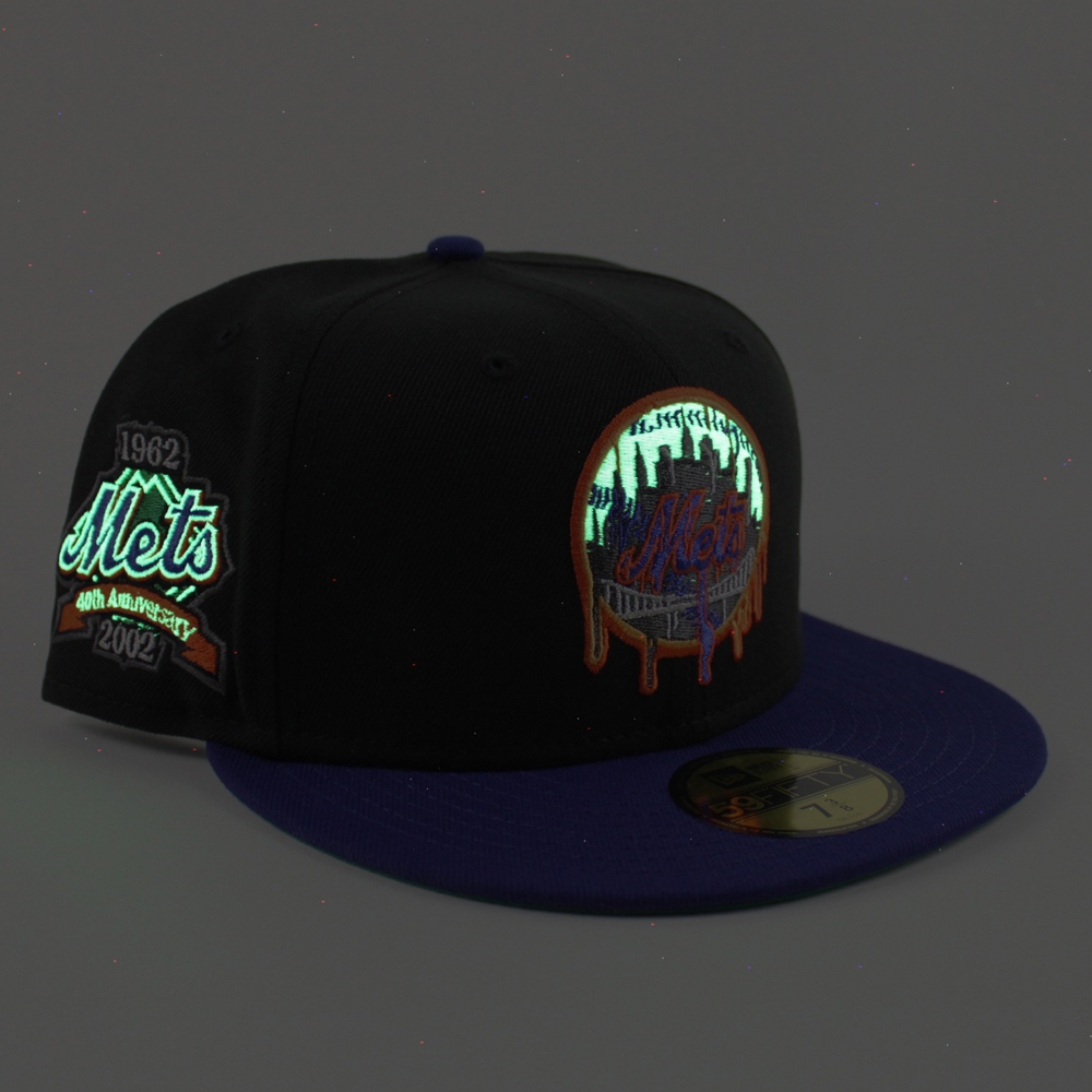 ECAP_CITY's tweet photo. 🗽 NY Mets Drip Logo 40th Anniversary New Era Fitted Cap in Black, Royal Blue &amp; Green Bottom.

-

https://t.co/zBT2sNKwwo

-

#Mrmets #NYMets #Mets #lgm #NewYorkMets #ECAPCITY https://t.co/UdoXTmpGWT