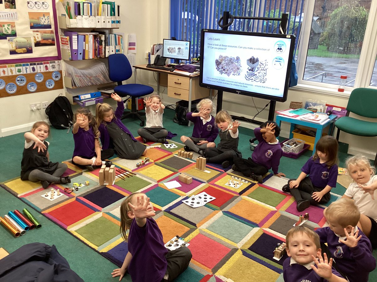 TadPrimaryAcad's tweet photo. The โ5nessโ of 5. The children in Team Venus made some great collections of 5 and were able to check it was 5 by using both dice frames and 5 frames. #Tadcastermaths #TadcasterEYFS @eboractrust @NCETM https://t.co/fV7KAKlIA1