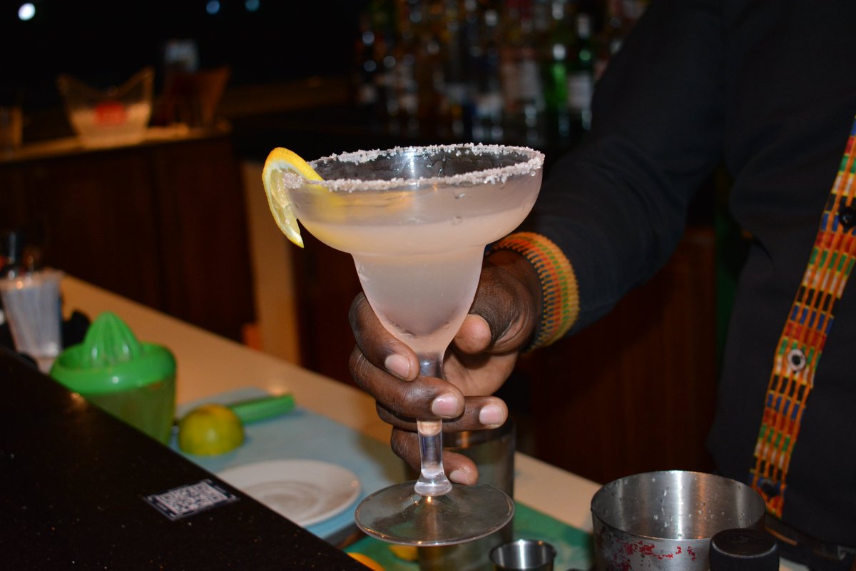 ProteaEntebbe's tweet photo. Join us this evening for a Ladies Night by the pool featuring live music by Akidah Gerald. Enjoy our offer: Buy one cocktail, get one free from 5pm to 9pm!🍹🎶
Plus, enjoy BBQ Dinner of Meat & Fish at Tides Restaurant from 6pm to 10pm.
#ProteaEntebbe #LadiesNight #BBQDinner https://t.co/D0J9CBWZfK