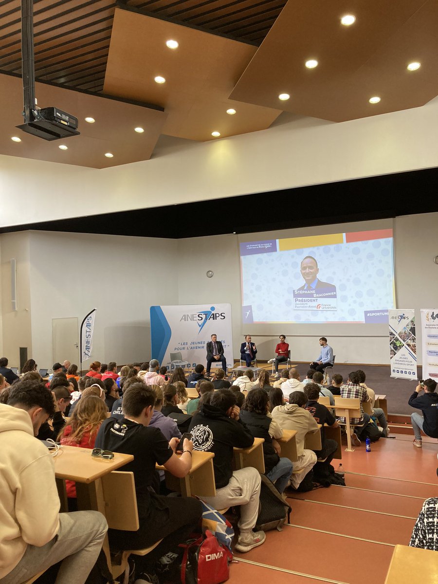 Présent au 49ème congrès de l'<a href="/ANESTAPS/">ANESTAPS</a> dans la ville de <a href="/StapsAres/">ARES : Association Rémoise des Étudiants en STAPS</a> 

• Temps politique
• Formation
• Village IS