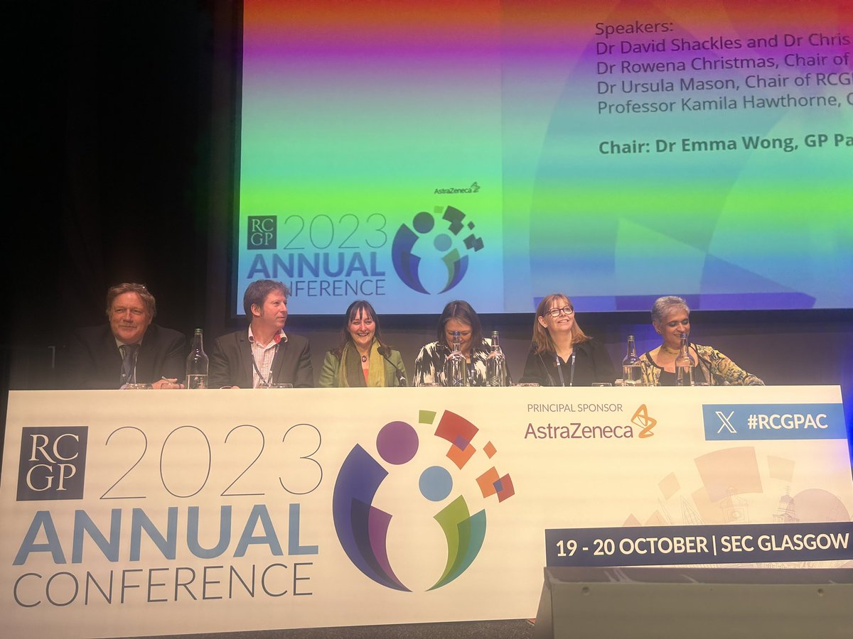 rcgp_ni's tweet image. How many Chairs can you get on one table? #rcgpac #peasinapod