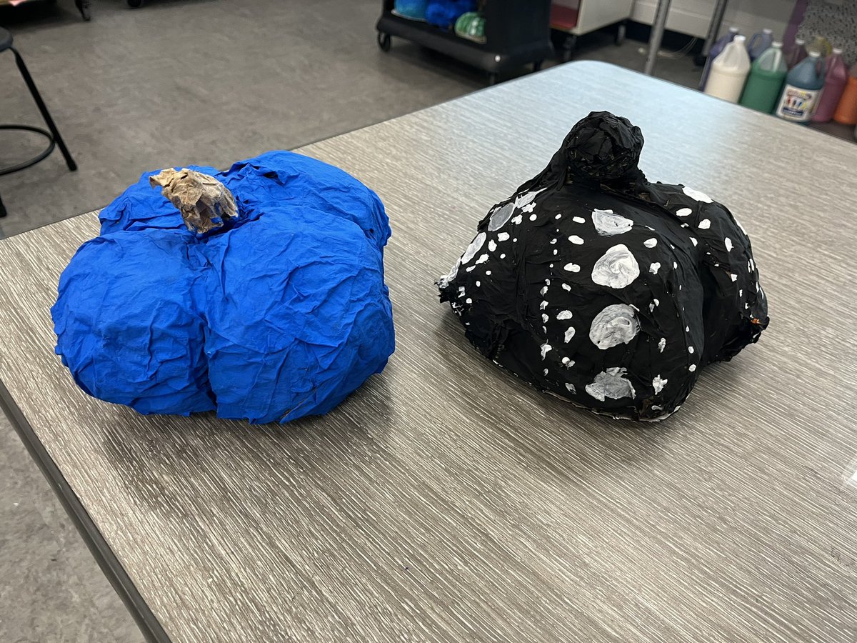 Ms. Smith (@artofhamm) on Twitter photo 5th grade papier machè pumpkins inspired by Yayoi Kusama. So much fun and… THEY LOOK AWESOME! #sphe #hammfam <a href="/hammelem/">Sherry & Paul Hamm Elementary</a> 5th grade papier machè pumpkins inspired by Yayoi Kusama. So much fun and… THEY LOOK AWESOME! #sphe #hammfam <a href="/hammelem/">Sherry & Paul Hamm Elementary</a>