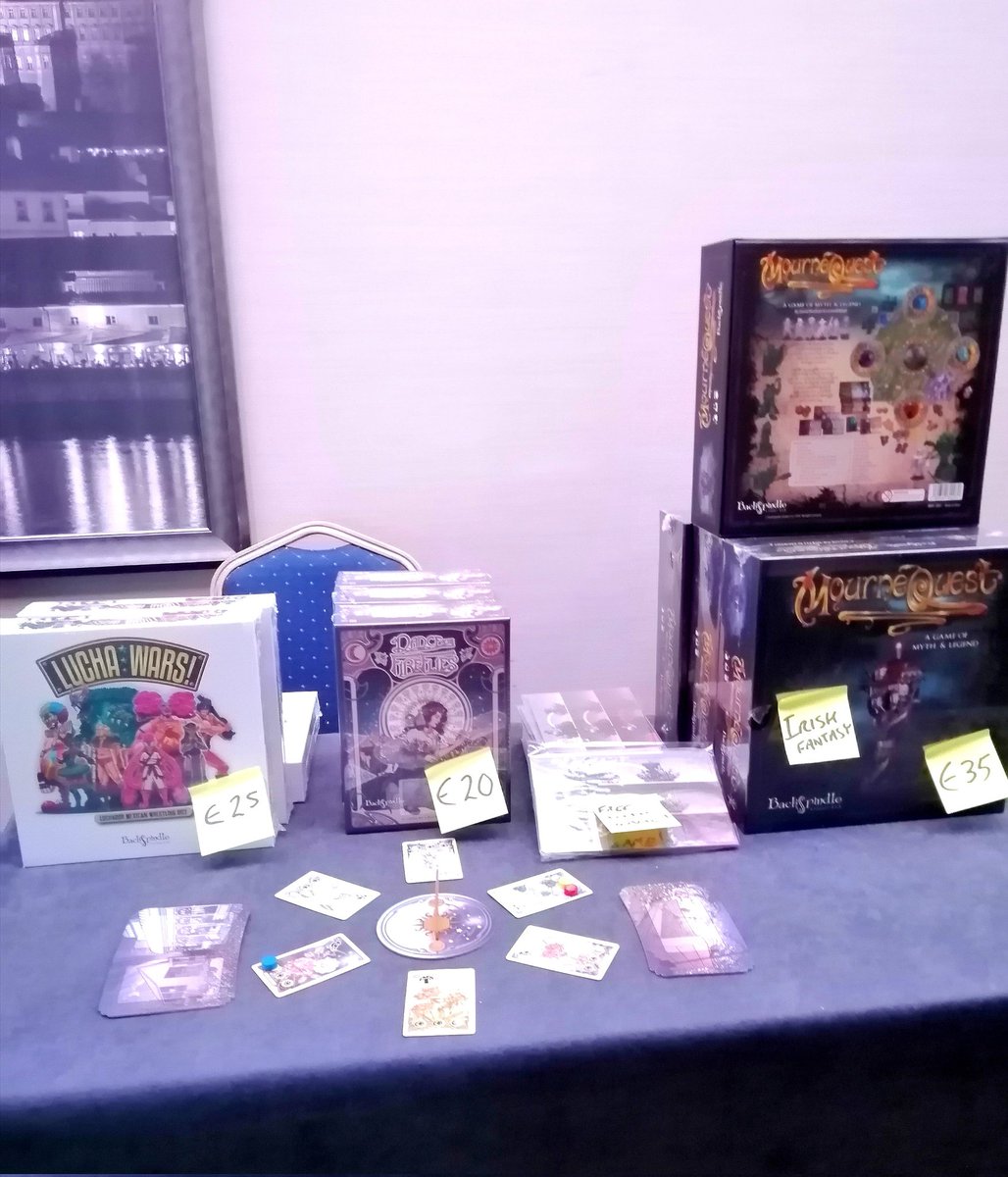 BackspindleGame's tweet image. We are delighted again to be guesting at @IDWCon 2023.
Doing a wee talk on the Collector&apos;s Edition of Clacks #boardgame at 3pm today, and a Goblin Glory game tomorrow, with a prize for the winner tomorrow. We also have a few #games to sell.
#idwcon2023 #terrypratchett #discworld