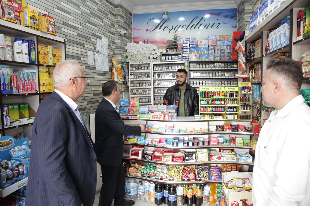 alitombastr's tweet photo. Teşkilat Mensuplarımız ile birlikte Abdurrahmangazi Mahallesi Aydos Çarşısındaki esnaflarımızı ziyaret ettik, bereketli kazançlar diledik. 

#Yenidenİstanbul diyerek, durmadan yorulmadan çalışmaya devam edeceğiz...

@osmannnurika 
@akpartiistanbul https://t.co/90UO3GQUuS
