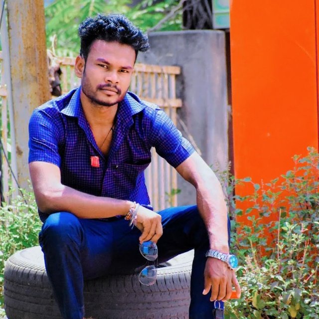 SShivmarko's tweet photo. #NewProfilePic https://t.co/CHdg7rjdep
