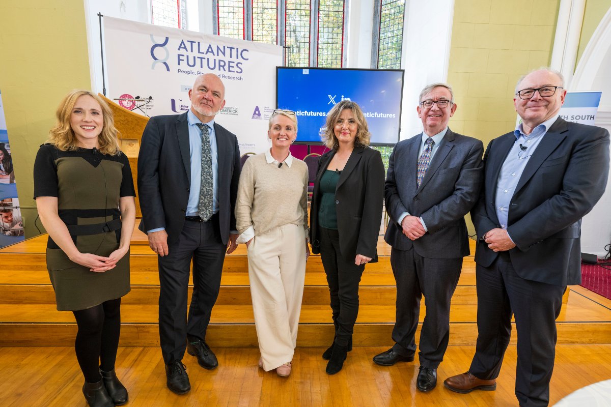 AtlanticFutures's tweet photo. When Galway meets Derry🤝#atlanticfutures is about true cross border collaboration. So many great people and organisations involved last week. Thanks to all.

@mayordcsdc @uniofgalway @JimLivesey1  @GalwayCityCo @hea_irl @galwaycultureco  @ReddGaughan @CaitrionaMullan @ibec_irl https://t.co/bzJ4YQHBdU