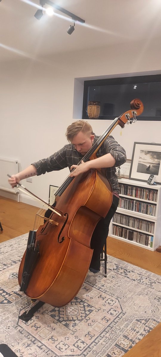 leonbosch's tweet photo. My student Sam Pugh getting to grips with Daryl Runswick's captivating Sonata for solo double bass.
Daryl Runswick has enjoyed a long association with Trinity Laban Conservatoire of Music and Dance, where there is a composition competition in his name: https://t.co/HtoQBRCHQS https://t.co/dLP2XTlqZ6