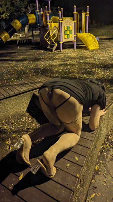 之前跟一位大哥約，幫他吹吹 #crossdresser #slut #dildo #analsex #daddy #publicsex #野外露出 #絲腿 https://t.co/qM7rJEUE7<a href="/tag/crossdresser"class="tags">#crossdresser</a><a href="/tag/slut"class="tags">#slut</a><a href="/tag/dildo"class="tags">#dildo</a><a href="/tag/analsex"class="tags">#analsex</a><a href="/tag/daddy"class="tags"><span>#daddy</span></a><a href="/tag/publicsex"class="tags"><span>#publicsex</span></a><a href="/tag/%E9%87%8E%E5%A4%96%E9%9C%B2%E5%87%BA"class="tags"><span>#野外露出</span></a><a href="/tag/%E7%B5%B2%E8%85%BF"class="tags"><span>#絲腿</span></a>