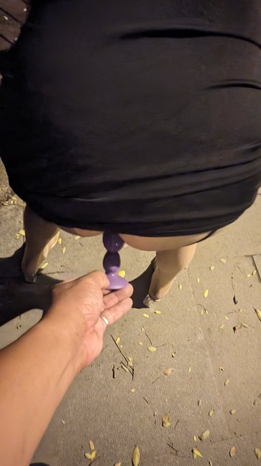 之前跟一位大哥約，幫他吹吹 #crossdresser #slut #dildo #analsex #daddy #publicsex #野外露出 #絲腿 https://t.co/qM7rJEUE7<a href="/tag/crossdresser"class="tags">#crossdresser</a><a href="/tag/slut"class="tags">#slut</a><a href="/tag/dildo"class="tags">#dildo</a><a href="/tag/analsex"class="tags">#analsex</a><a href="/tag/daddy"class="tags"><span>#daddy</span></a><a href="/tag/publicsex"class="tags"><span>#publicsex</span></a><a href="/tag/%E9%87%8E%E5%A4%96%E9%9C%B2%E5%87%BA"class="tags"><span>#野外露出</span></a><a href="/tag/%E7%B5%B2%E8%85%BF"class="tags"><span>#絲腿</span></a>