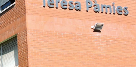 josepllsilva's tweet photo. 🔍Ahir, 19 d'octubre, també vaig anar a @INSTPamies de Barcelona per ajudar a alumnes de 3r d'ESO  a detectar les #fakenews dins el programa  "Premsa a les escoles"  #PremsaEscoles @periodistes_cat https://t.co/CXIsYiCTbJ