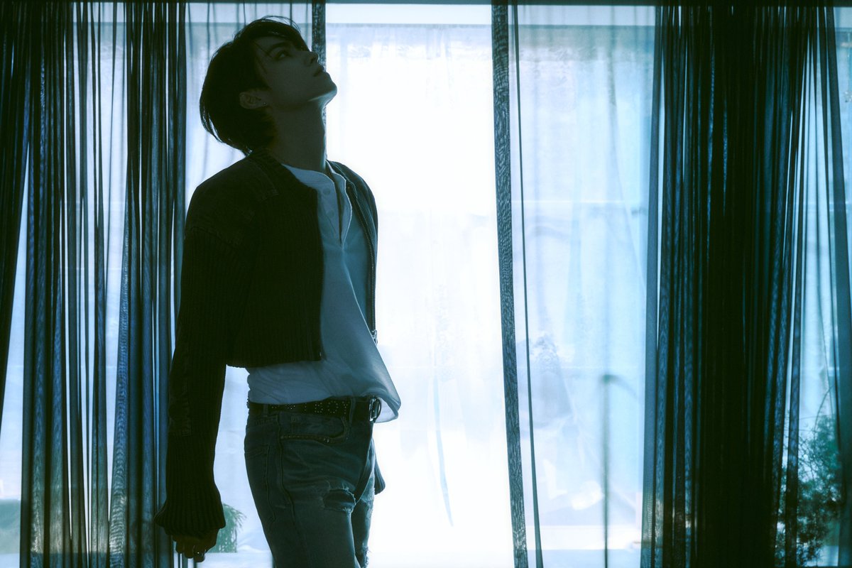 WayV_official's tweet photo. WayV The 2nd Album 'On My Youth' Intro Clip + 'Inside' Teaser Image #XIAOJUN 

【On My Youth - The 2nd Album】
Digital Album ➫ 2023.11.01 (CST/KST)
Physical Album ➫ 2023.11.08 (CST/KST)

#WayV #威神V 
#OnMyYouth #遗憾效应
#WayV_OnMyYouth 
#WayV_OnMyYouth_遗憾效应

💿Pre-order
https://t.co/2UH887wOoI