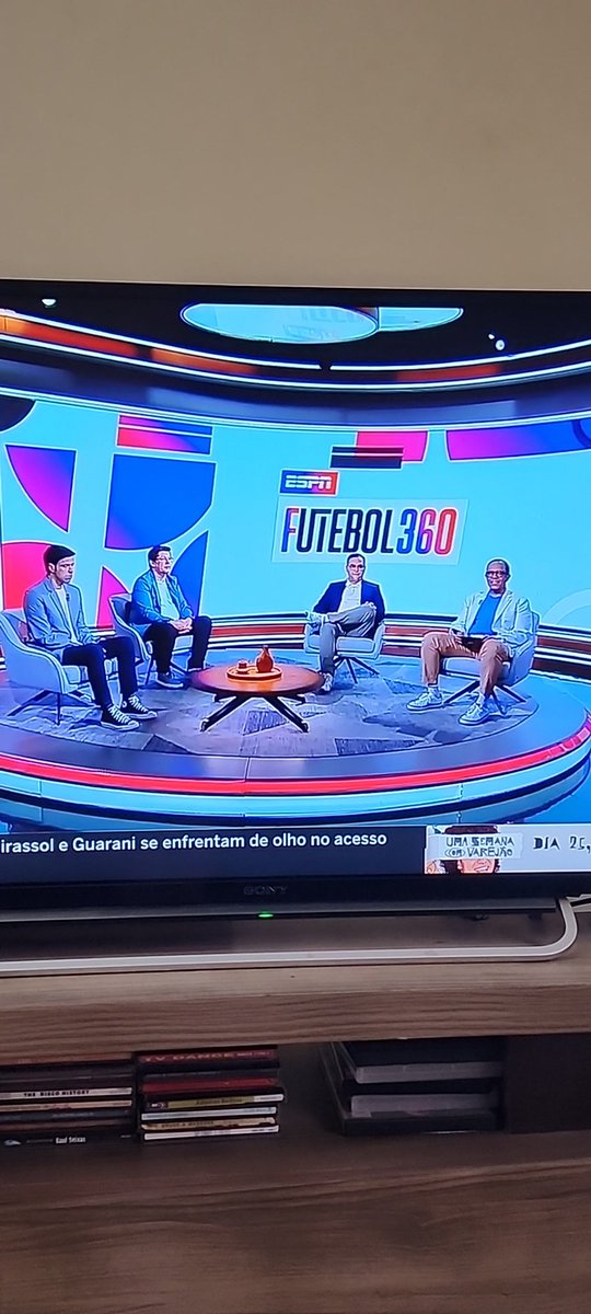 luckmarck's tweet photo. Na minha opinião o  Yuri Alberto foi o destaque da partida.  #F360BR O Fluminense só conseguiu empatar por dois motivos, não era jogo para o RG e Mosquito e Romero entraram p defender e não atacar,aí você dá combustível para equipe que está perdendo ir atrás do empate. https://t.co/QsmNkEy3QL
