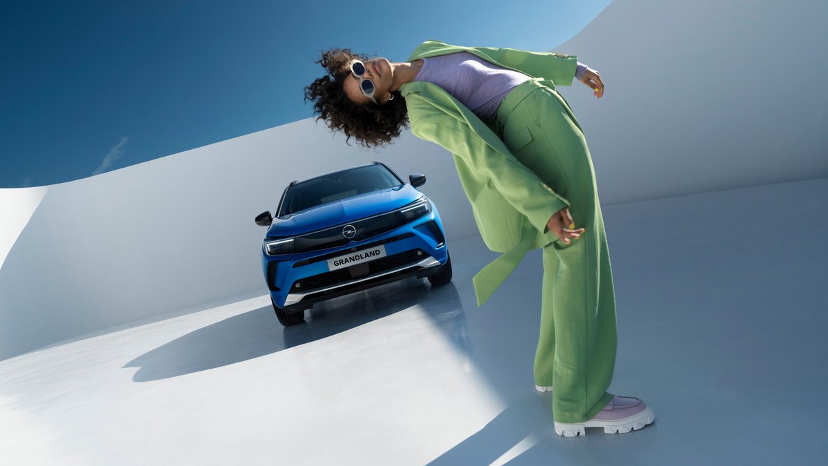 OpelSA's tweet photo. Opel Grandland: Three Models, One Grand Experience!
Whichever model you choose, you're in for a premium journey!
Explore the Grandland range: https://t.co/ouUh6yhInp
#OpelGrandland #GrandExperience #ExploreTheRange https://t.co/ybmvz38igE