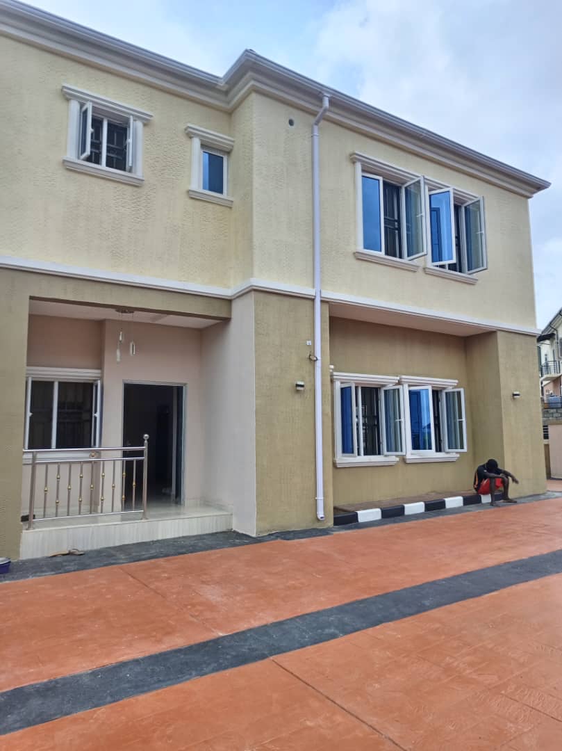 For Sale
Newly built Spacious 4 bedroom semi detached duplex in Corner Piece@River Park Estate,Along Airport Road Lugbe Abuja
Tittle FCDA COFO

Price:#100M

#EndSARS #LekkiMassacre #OurLagos Love For Free Wike Davido Gumi Mariam IT HAS HAPPENED Naira Buhari Chef Dammy Mr Ibu
