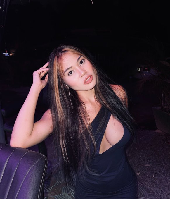 Going live you know where 🥰 https://t.co/VcQovdzcki<a href="/tag/newprofilepic"class="tags"><span>#newprofilepic</span></a>