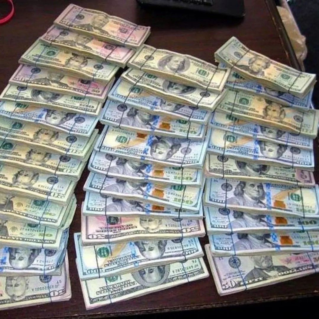 Ervin🥇 tweet media