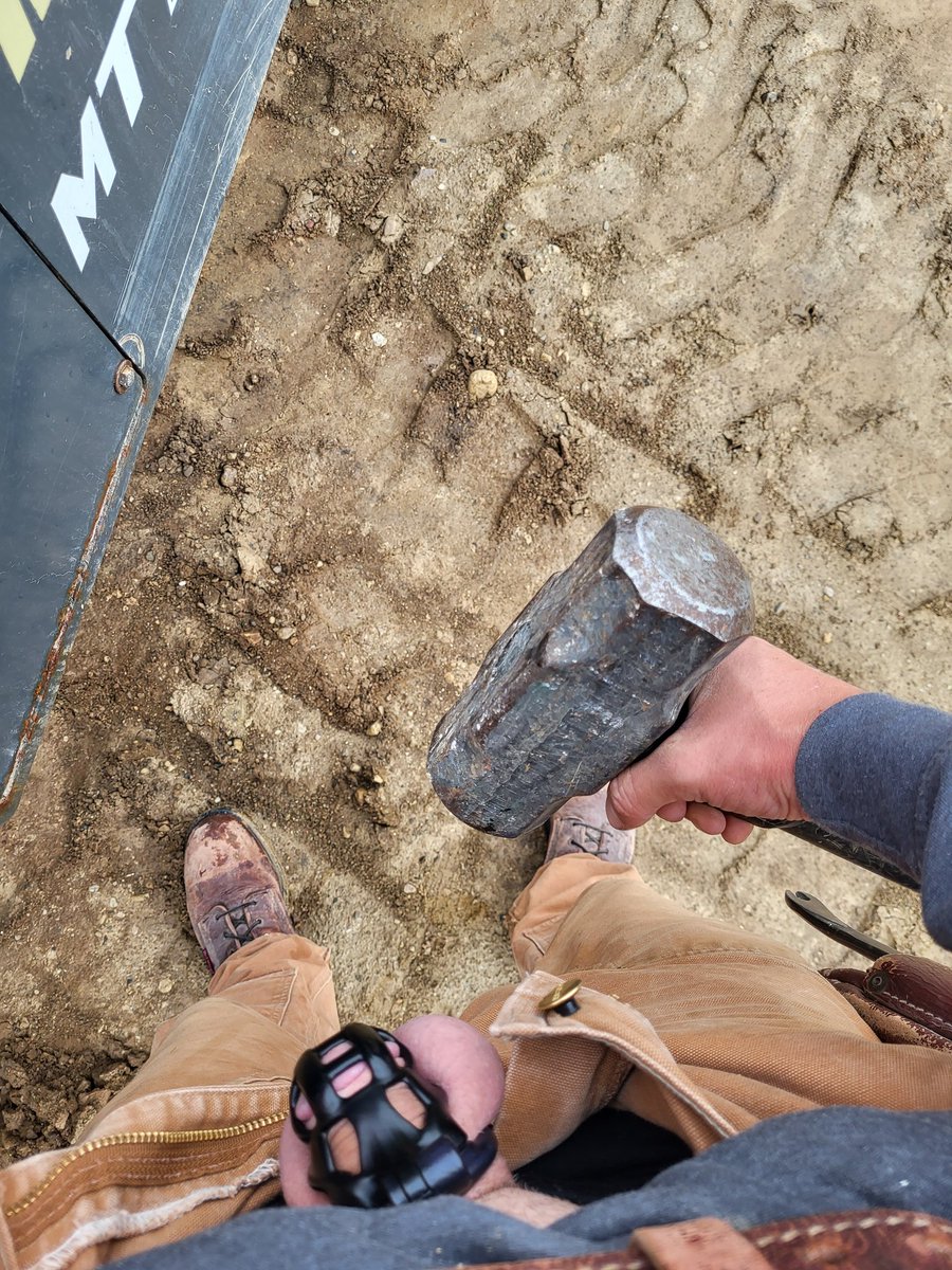 MacboyforMasterB tweet media