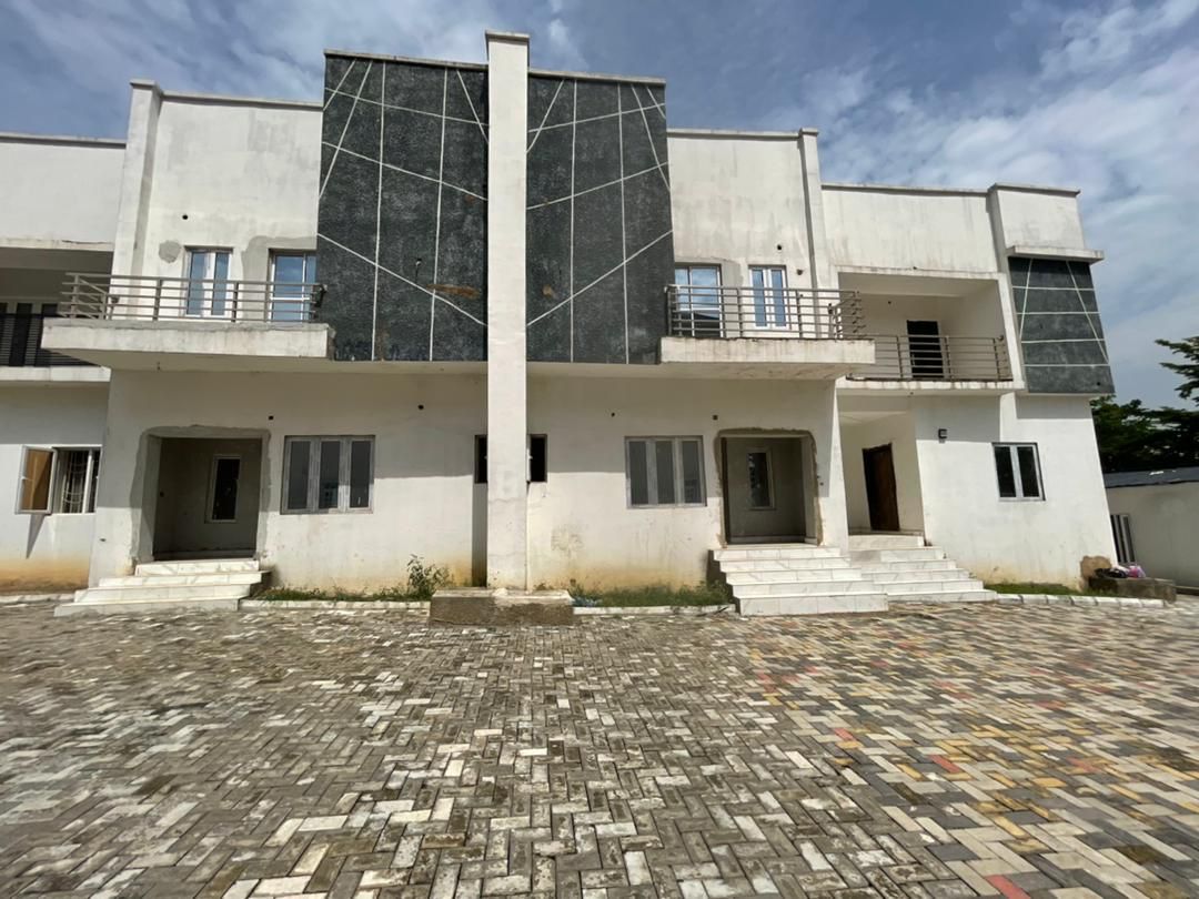 Selling in mabushi 4bedrooms with bq for sale  4units in a compound , 3units remaining.. Price N130m

#EndSARS #LekkiMassacre #OurLagos Love For Free Wike Davido Gumi Mariam IT HAS HAPPENED Naira Buhari Chef Dammy Mr Ibu Rest In Peace