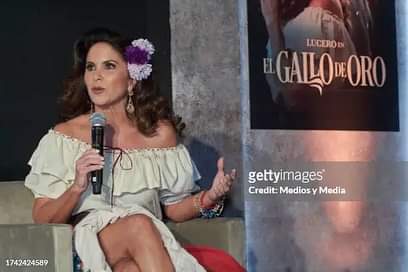 Jesusrayo16's tweet image. Hoy es el día del estreno de la #caponera mi @LuceroMexico