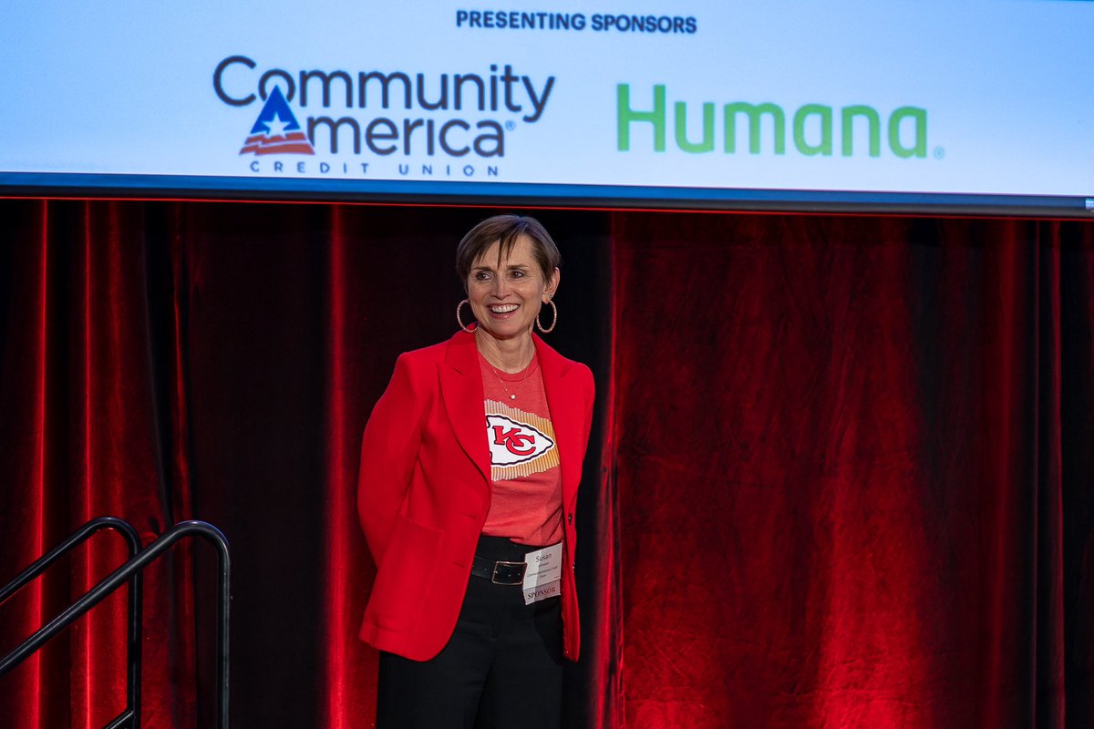 CommunityAmerCU's tweet image. We loved celebrating with our fellow ‘Best Places to Work’ honorees! Thank you, @kcbizjournal , for once again recognizing CommunityAmerica! Our people helping people culture fuels commitment to put people on a path to thrive and achieve financial peace of mind. #kcbj #bptw2023