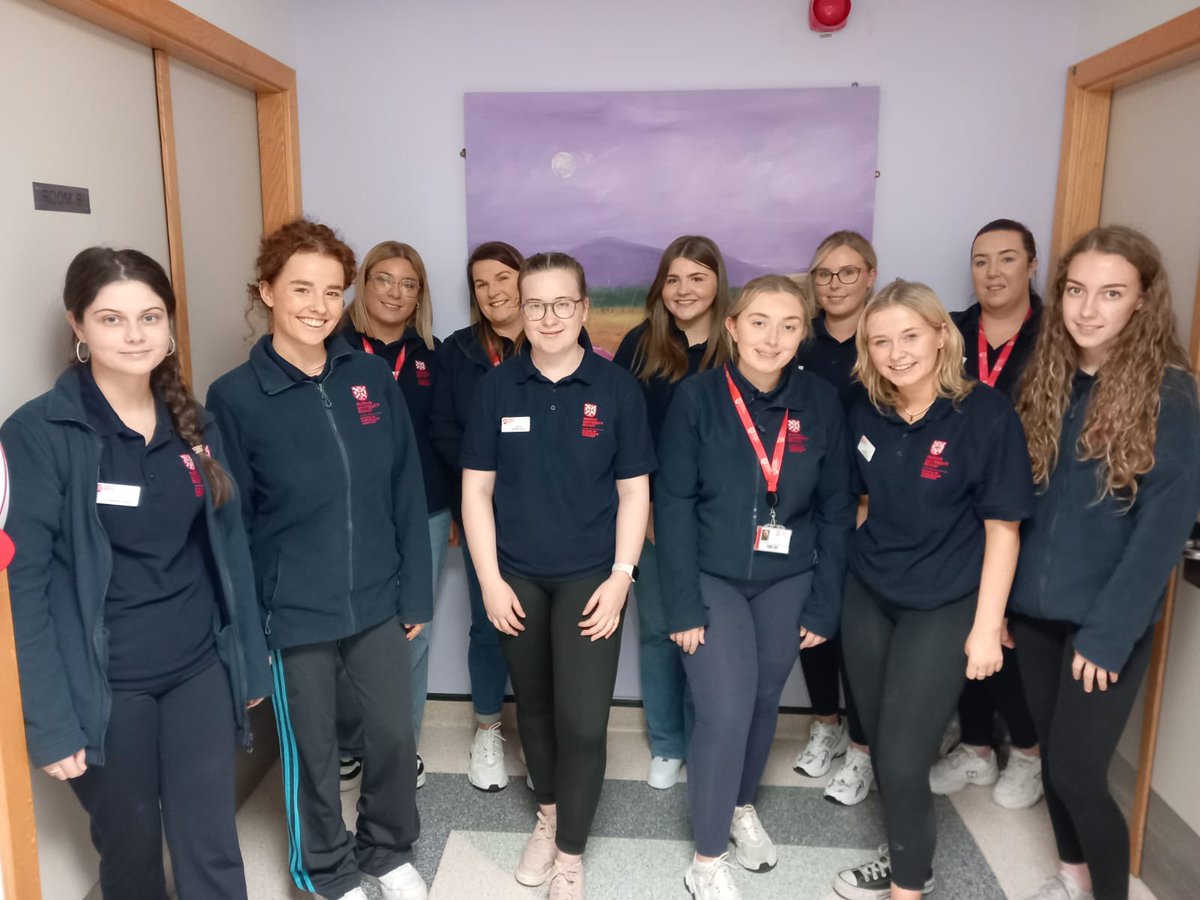 Clinical orientation with the new Direct Entry student midwives- lovely to meet you all and welcome to SHSCT 😊 #teamSHSCT @ghenry10659435 @Jen_McKenna_ @QUBSONM