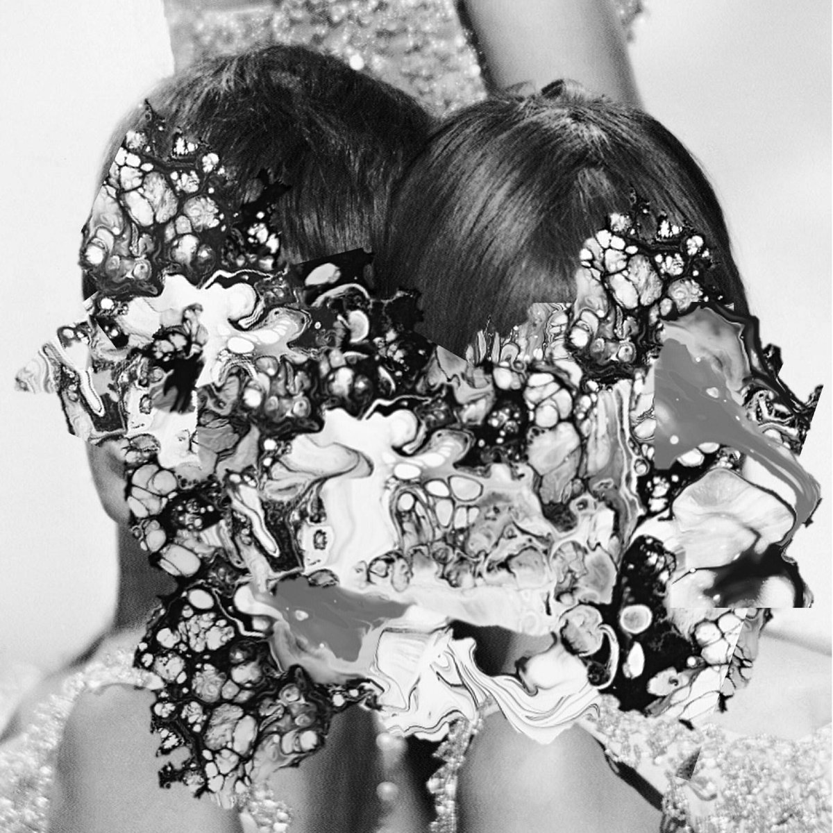 El sello nacional Paisaje del Pacífico nos presenta el segundo larga duración de Sara titulado Nosca. En casi 42 minutos de experimentación y sampleos, el artista nos presenta una propuesta muy personal que vale la pena escuchar.

nnm.cl/sara-nosca-pai…