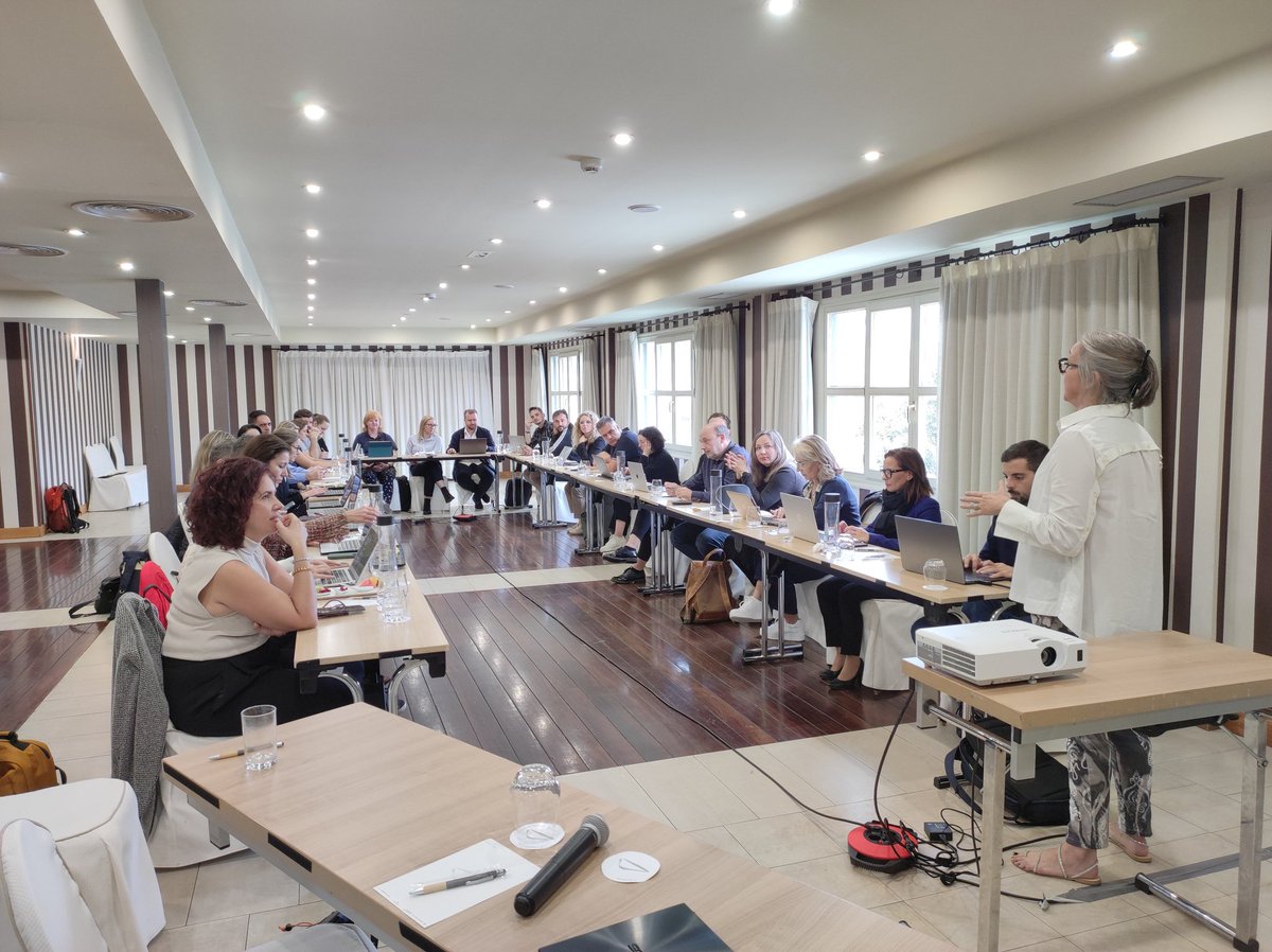 2nd day of the Joint Working Groups Meeting in Bilbao

Today each of the 6 WGs are sharing the work they are doing during the 22-24 term and will seek collaboration with each other.

👀 Know more about the Working Groups of <a href="/ERWorldPhysio/">Europe Region of World Physiotherapy 🇪🇺</a>:
erwcpt.eu

#BetterTogether