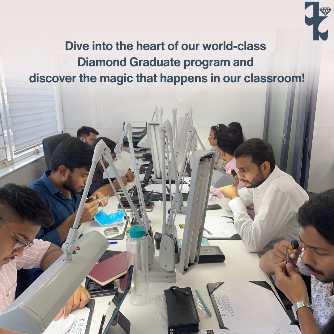 JKDIGJ's tweet photo. Curious about what it takes to become a true diamond expert?
Join us on an exclusive journey through the sparkling halls of the @JKDIGJ, where passion meets precision! (1/2)
#diamonds #gems #jewelry #diamondgraduate #diamondeducation #courses #practicaltraining #beyond4cs https://t.co/XQJgEUAKaf
