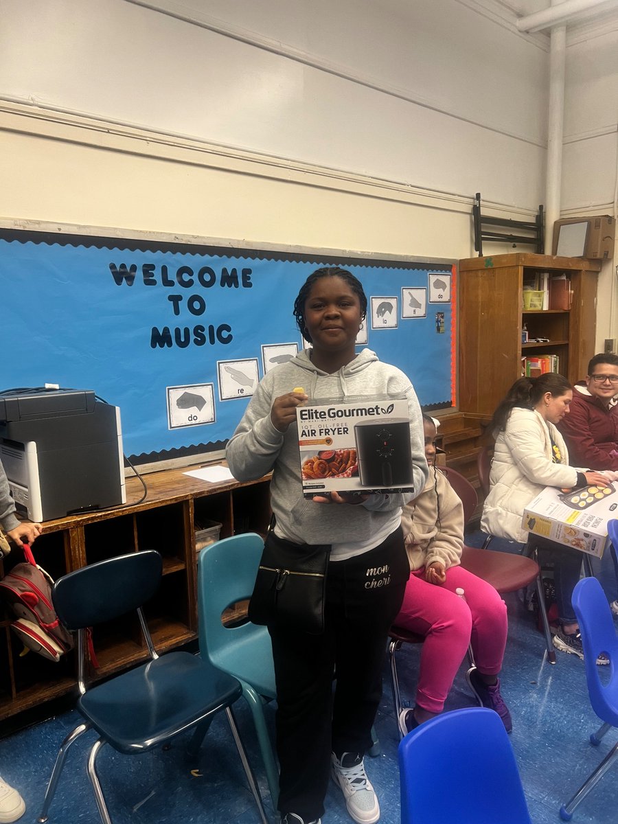 PS 38 RCLC tweet media