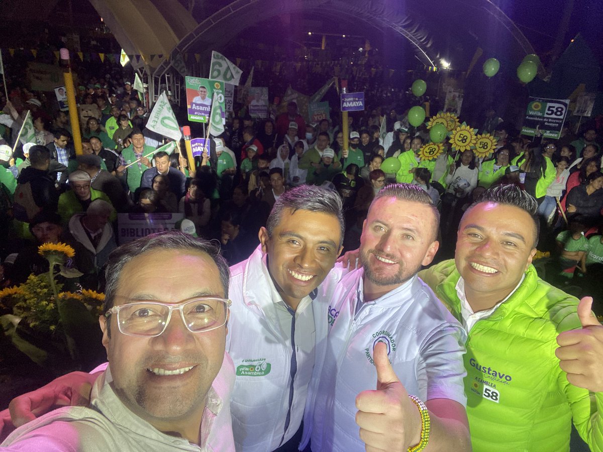 LuisCarlosOP's tweet photo. Impresionante cierre de campaña de @RicardoAlonsoRS, el respaldo de los duitamenses hacia él y nuestro próximo Gobernador @CarlosAmayaR fue contundente💚

Con este gran equipo, #Duitama recuperará la esperanza y Será Más Grande.

#JuntosConAmayaGobernador
#BoyacáGrande https://t.co/NlZQgYfeH2