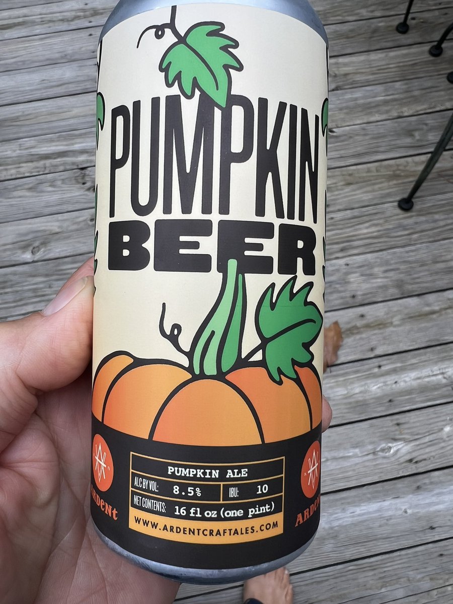 It is fall, y’all. 🎃 Whatchu drinkin’?