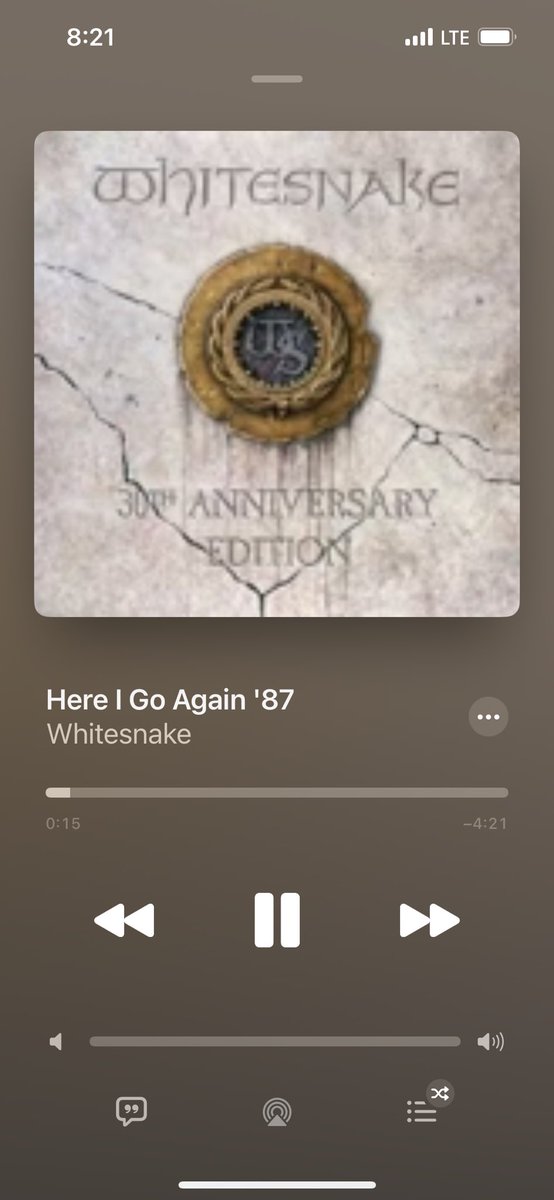 earnwil71's tweet photo. Riding to work this mornin and this “gem” of a song comes on . Always remember ole coach Frazier playing this in the locker room before a big game😂😂. Still get chill bumps thinkin about it!!! #bobcats #brotherhood https://t.co/a3EsSLRe0j