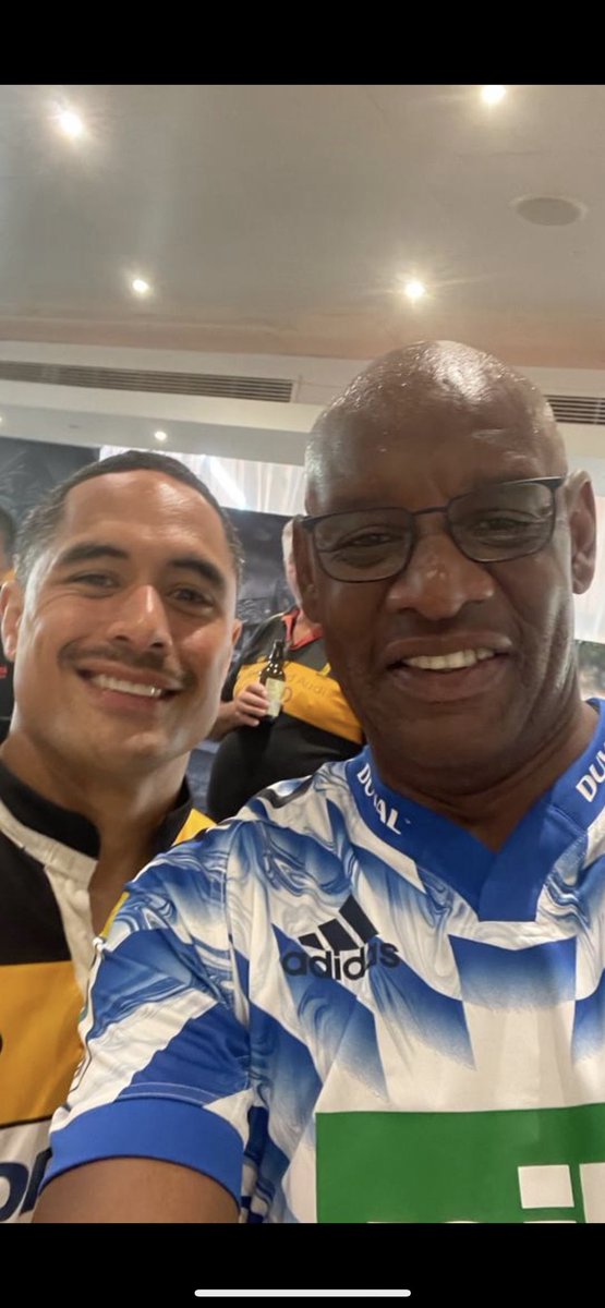 Wishing Aaron Smith and @allblacks good luck tonight against Argentina…will we see you in the final…?

#shaunwallace  #thechase #itvthechase #quiz #Rugby #rugbyworldcup #france #england #allblacks #newzealand #argentina #legend #rugbylegend #jonahlomu #semifinal #semifinals