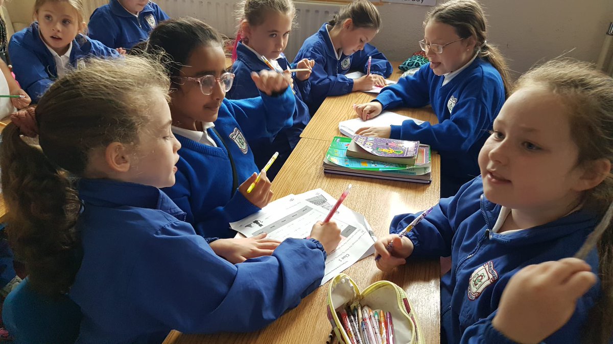 stpatricksgnslk's tweet photo. Some photos from our @mathsweek events in 3rd class. The girls learned about 2D shapes and symmetry and really enjoyed their #MathsTrail to the park.
@LimerickEnviron @SFICuriousMinds https://t.co/ttq4Uoxw68