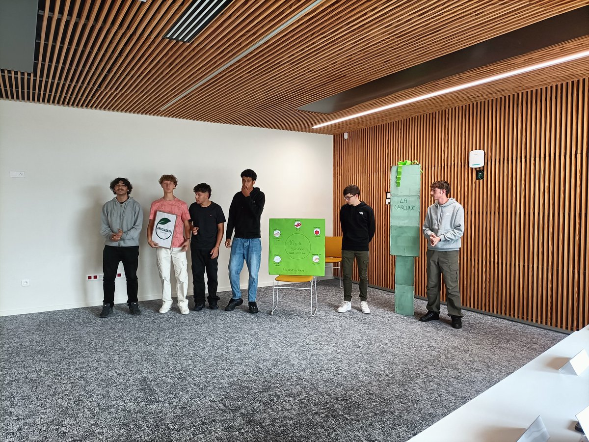 SPIGREEN ambitionne de croiser les légumes et la spiruline. Les #JPOlympe présentent aujourd'hui la Caroline pour une #alimentationdurable 
<a href="/stmgolympe/">STMG d'Olympe de Gouges</a> <a href="/Occitanie/">Région Occitanie</a> <a href="/CDaldosso/">Caroline Daldosso-Richard</a> <a href="/SEPOdeGMontech/">Lycée Olympe de Gouges MONTECH</a>
