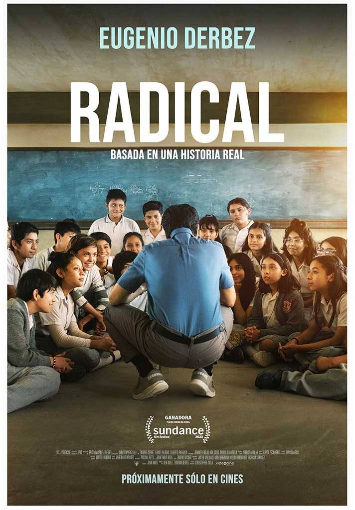 alexhd10's tweet photo. “RADICAL”, protagonizada por @EugenioDerbez  crítica personal, narra la realidad actual de un país, con sistema corrupto; resalta lo importante que es creer en uno mismo, y homenajea a todos aquellos docentes que tienen verdadera vocación y ganas de generar un cambio. https://t.co/ITNwAfPKcU