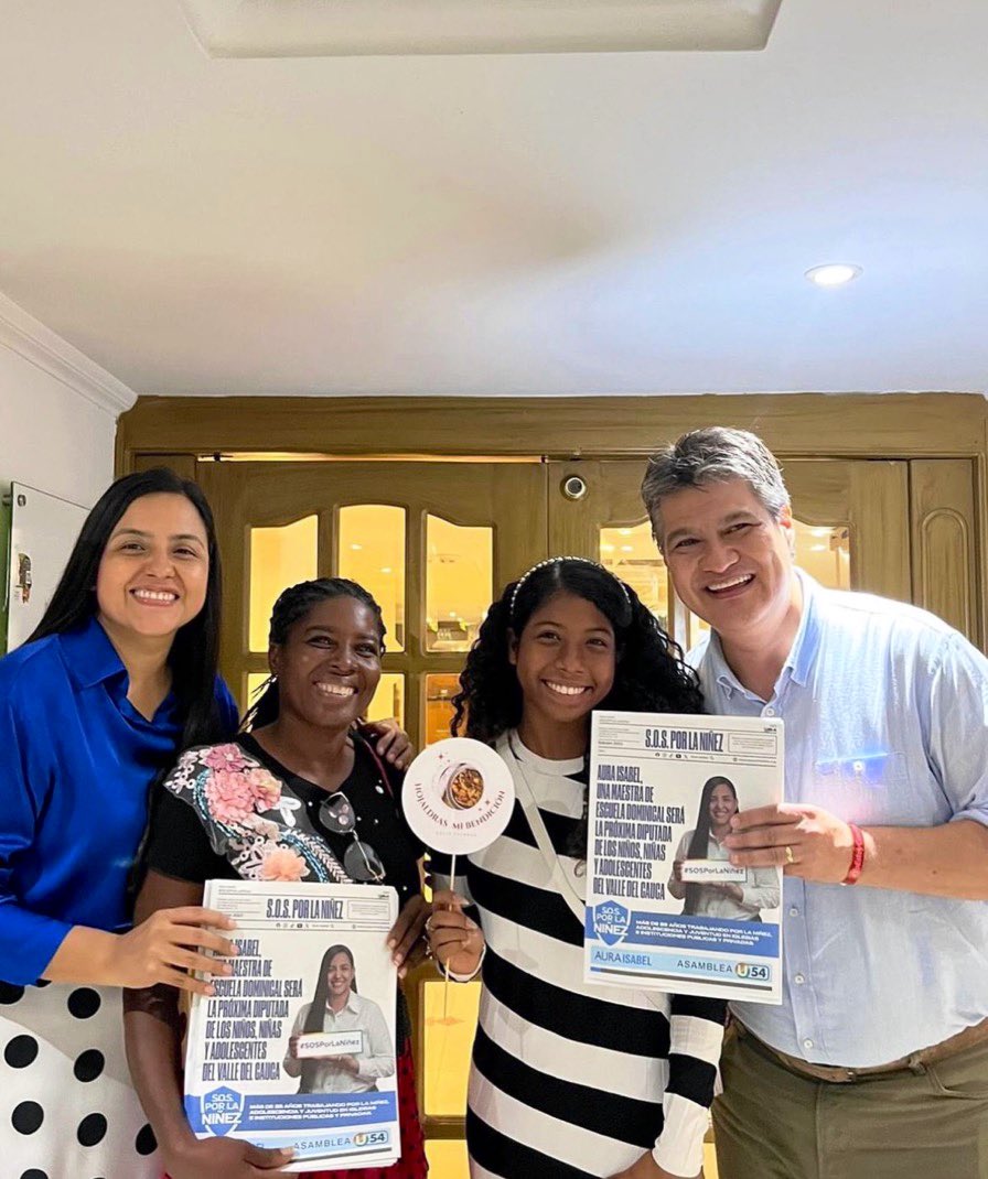 auraisabelgs's tweet photo. Creemos en el emprendimiento y en esta forma de levantar, de manera autónoma, familias, sueños y proyectos. 

Junto a @henpelaez es nuestro compromiso impulsarlos en Cali y el Valle del Cauca. Cuenten con nosotros.  

A la Asamblea Departamental U 54. 

Al Concejo U 2. https://t.co/ii4ikFYBsQ