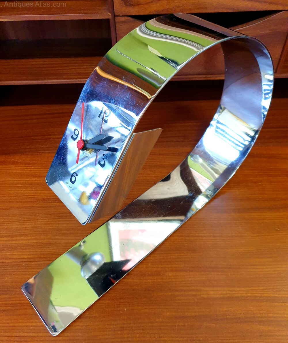 antiques_atlas's tweet image. For sale on Antiques Atlas is this 1970s Christon Chrome Desk Clock. antiques-atlas.com/antique/1970s_… Great🎄🎁 Gift Idea 
Carlton Fine Art &amp;amp; Antique Centre @carltonantiques 
 #antiques #1970sclock #retroclock