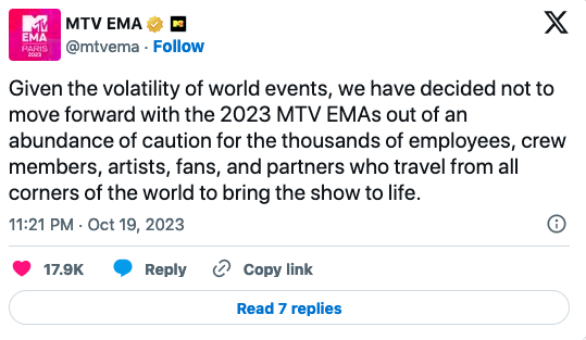 Asian_Pop_Mania's tweet photo. ยืนยันยกเลิกจัดงาน #MTVEMAs วันที่ 5 พ.ย. 66 ที่ปารีส หลังสถานการณ์ #อิสราเอลฮามาส ยังคุกรุ่น เดิ�� #จองกุก #JungKook จากวง #BTS มีคิวขึ้นโชว์ ด้าน #TaylorSwift เข้าชิงสูงสุด #AsianPopMania #ข่าวบันเทิง #ข่าวดารา #เกาหลี 

คลิกชมคลิป https://t.co/qWy5qbUf2R https://t.co/UDzNEtcO6r
