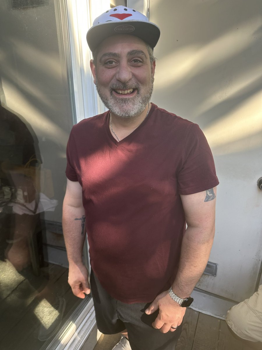 chefJeff203's tweet photo. @IAmAlexScar (3) @luisjgomez @bigjayoakerson  officially throwing my hat in the ring for this mac n cheese judging. Last weekend, I judged Pizza Wars in CT for the 4th time, make no mistake doggies.
I’m your 3rd judge. https://t.co/spaxvpSgyF