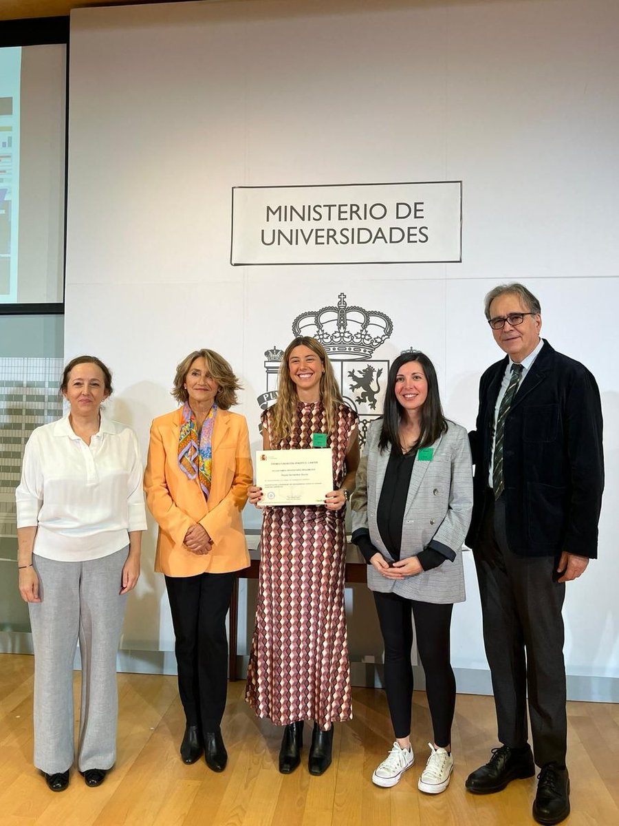 Also, our PI @pumorister and @sara_labiano have also been awarded the 1st prize for the best supervision of the submitted works! We thank @UniversidadGob and @vencerelcancer for these fantastic awards! @subirats9, #MarinaVEC, @delPinoE @CSIC