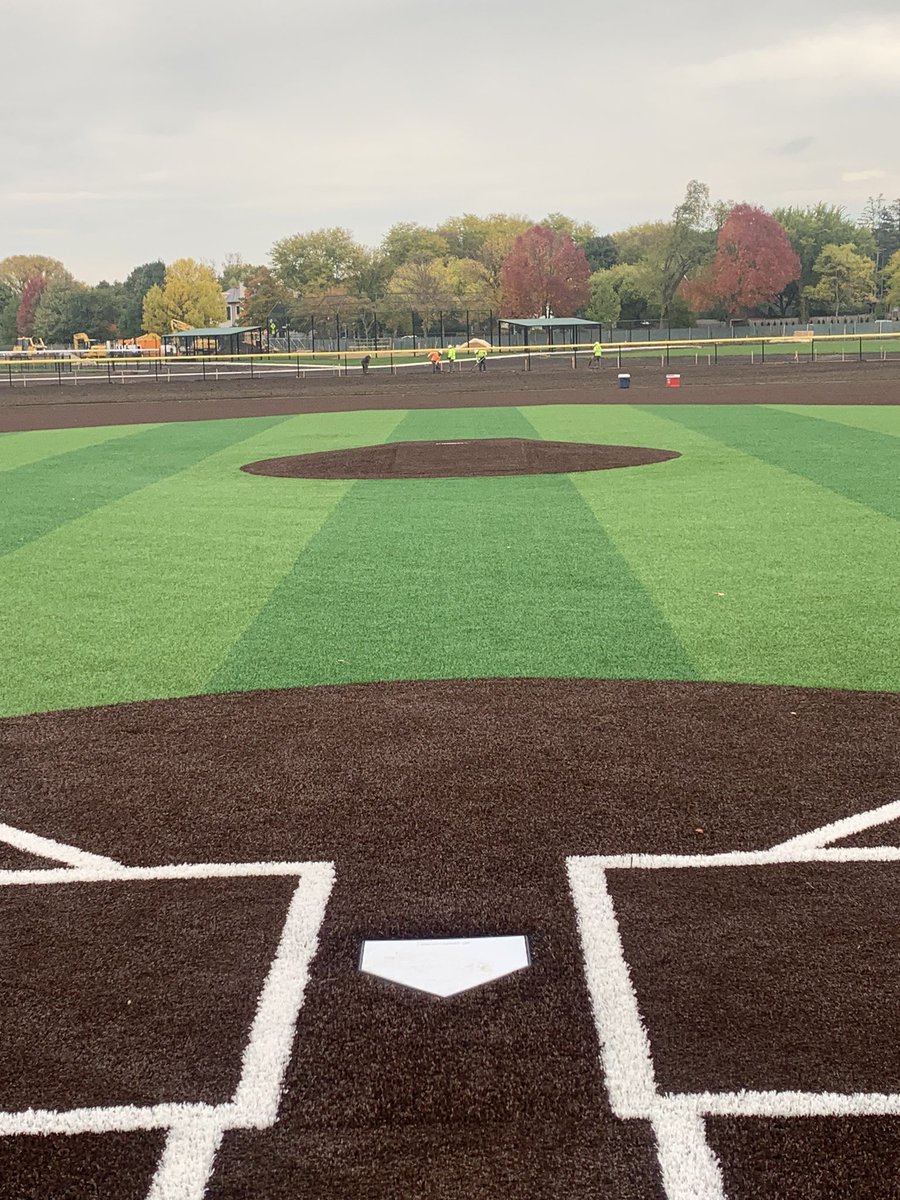 MNaps22's tweet photo. Make a Difference Day tomorrow at Indian Hill parking lot, 9-12. Clean out those garages and drop your gently used sports equipment off to the parking lot. Baseball players will be helping! #ntbaseball #gear4goals https://t.co/PkZxYKjZoS