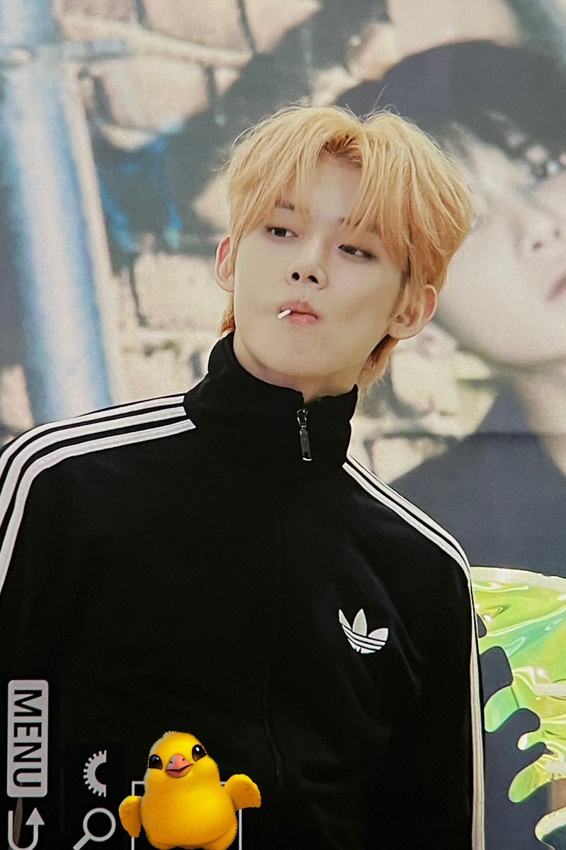 princesexx_'s tweet photo. 아진심얼굴에바야
편의점신상빵나왓대서사러갓는데빵은하나도없고먼지만날리길래사탕하나빨면서슬퍼하고잇는데
전신삐쩍말라가지곤볼만빵빵하고허연게내가먹을라던거랑똑같이두생겻네…
근데걔가그빵먹으묜서가고잇엇음
욘주이오빠홀린듯이다가가서
야친구야
네?저요?
그거마싱냐?
최슈빈이러면또 https://t.co/ZemUaZvTiv