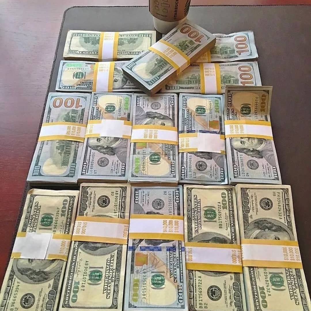 1 $ETH and 10 $SOL divided by 4  Winners

To enter:
1. Retweet
2. Follow me <a href="/Ervinnft/">Ervin ® 1000x</a>
3. Drop Wallet Address