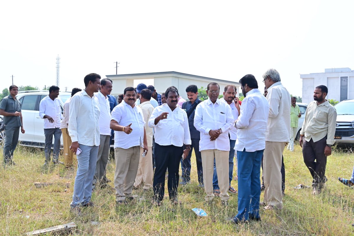 Aroori Ramesh tweet media