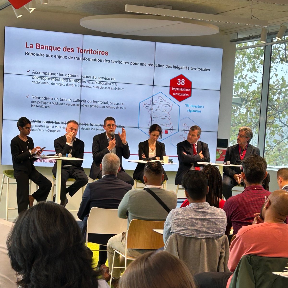 BanqueDesTerr's tweet image. &quot;L’innovation en Outre-mer, facteur de #développement territorial&quot; 📅

Au travers de témoignages d’experts et de porteurs de projets, le #HubDesTerritoires a mis en lumière les enjeux de l’#innovation en Outre-mer 💡

Cc @outremernetwork @AFD_France @Bpifrance @businessfrance
