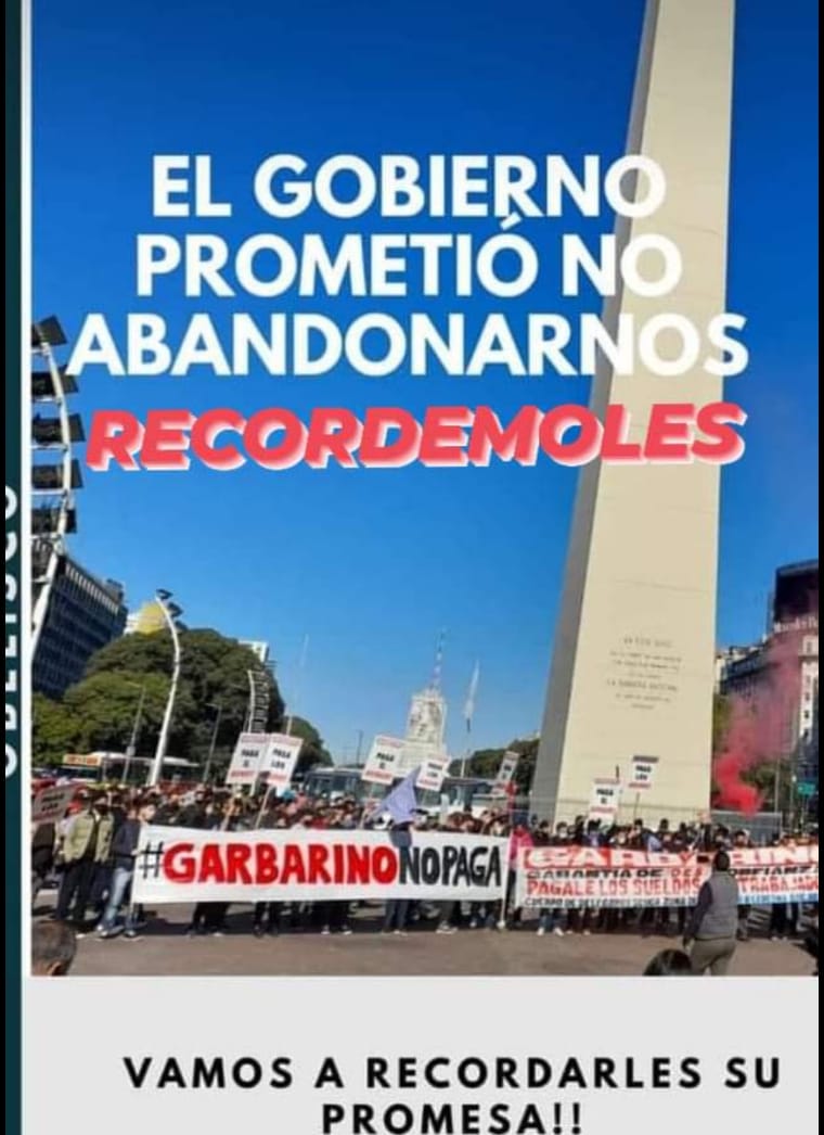 Nos solidarizamos con los compañeros de Garbarino, por la lucha que estan llevando. Que se haga escuchar su reclamo. <a href="/SergioMassa/">Sergio Massa</a> <a href="/MalenaGalmarini/">Malena Galmarini</a>