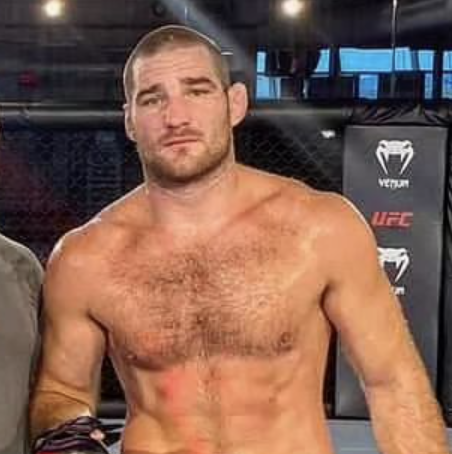 BloodyElbow's tweet photo. Sean Strickland vs. Khamzat Chimaev was reportedly the UFC's original option to replace Paulo Costa, but Strickland turned it down 

via @marcraimondi https://t.co/9uzyO8qpQ4