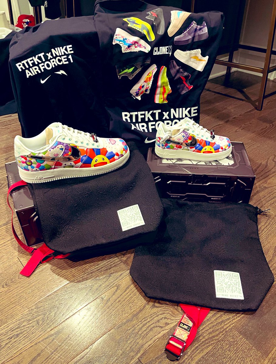 gm. His and Hers 💧 💧 @RTFKT @Nike @takashipom Give me 2 pairs, I want 2 pairs, so I can get to stompin' in my #AirForce1